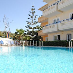 Dias Hotel Apartments Agia Marina Exterior photo